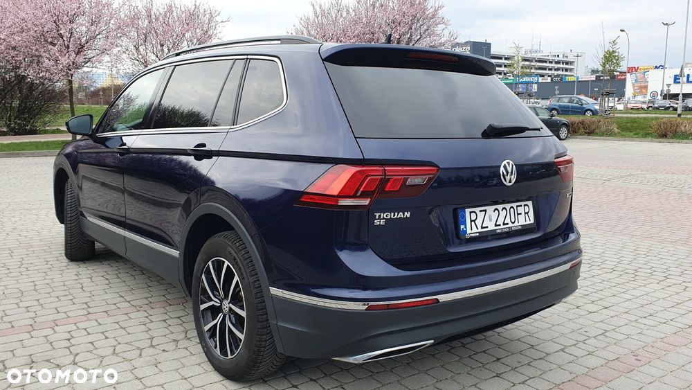 Volkswagen Tiguan - 4