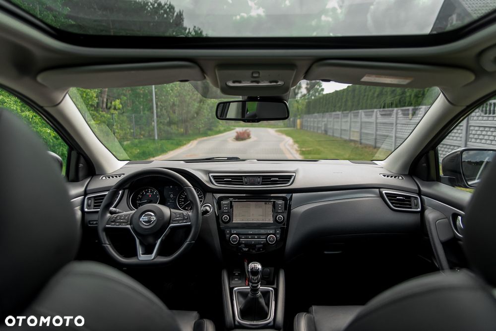 Nissan Qashqai 1.3 DIG-T Tekna - 28