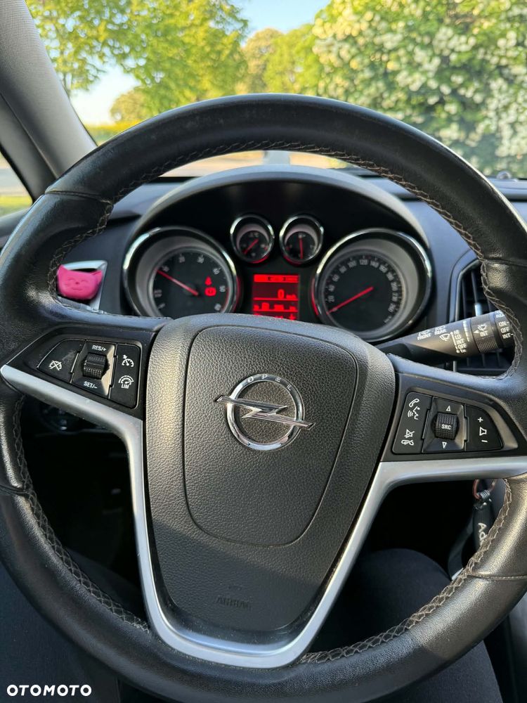 Opel Astra - 4