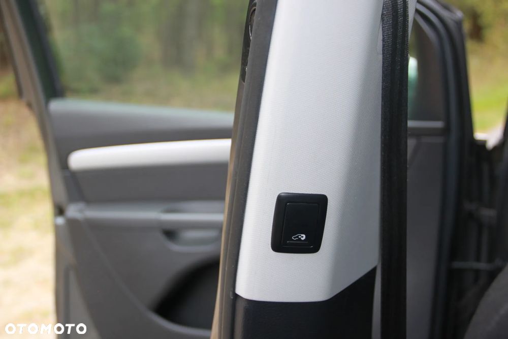Volkswagen Sharan 2.0 TDI DSG BlueMotion Technology Cup - 15