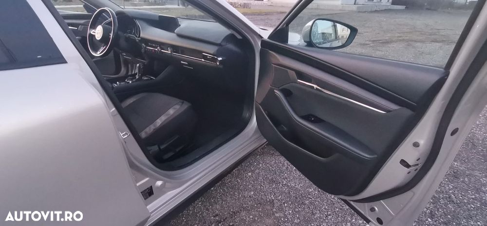 Mazda 3 e-Skyactiv X186 AT MHEV GT+ - 26