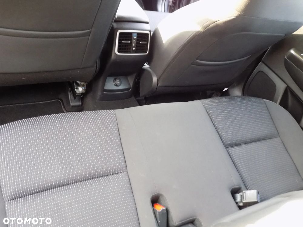 Kia Sportage 2.0 CRDI 4WD Automatik Vision - 18