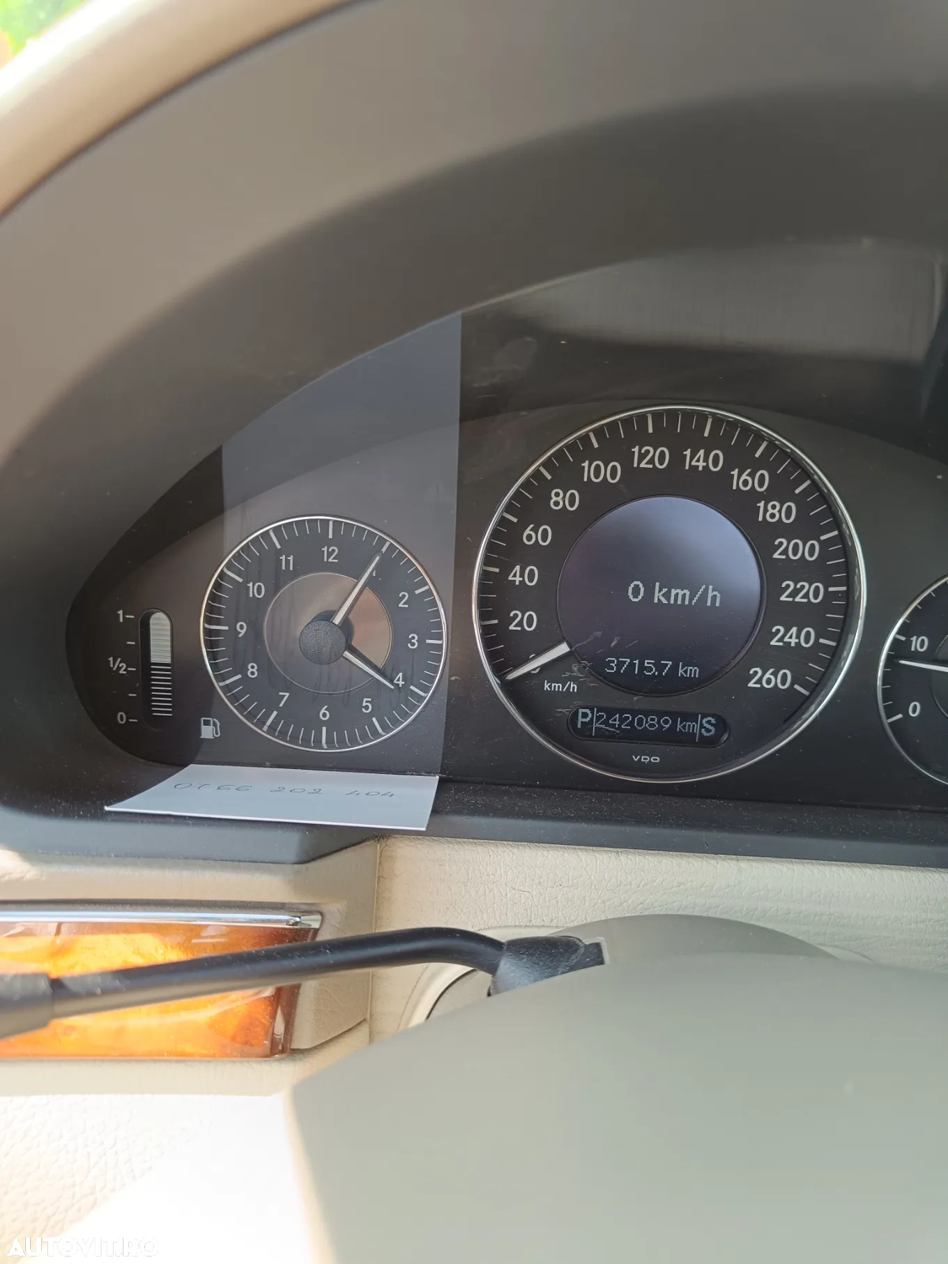 Mercedes-Benz E - 8