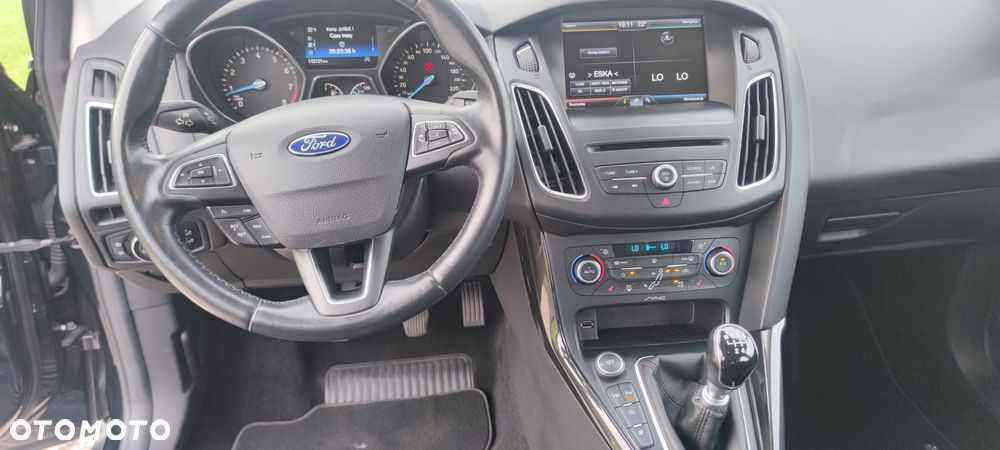 Ford Focus 1.5 EcoBoost Titanium ASS - 10