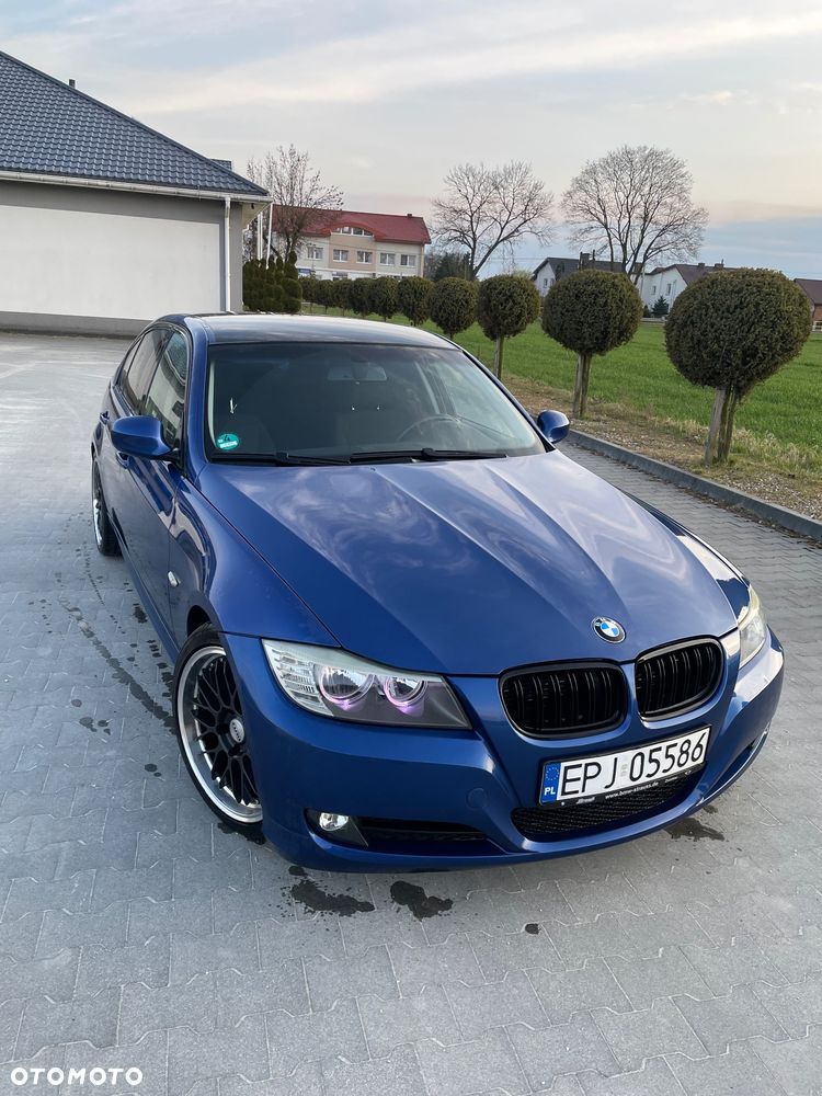 BMW Seria 3 318i - 2