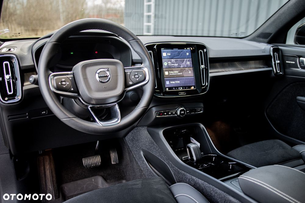 Volvo C40 P8 Recharge AWD Ultimate - 23