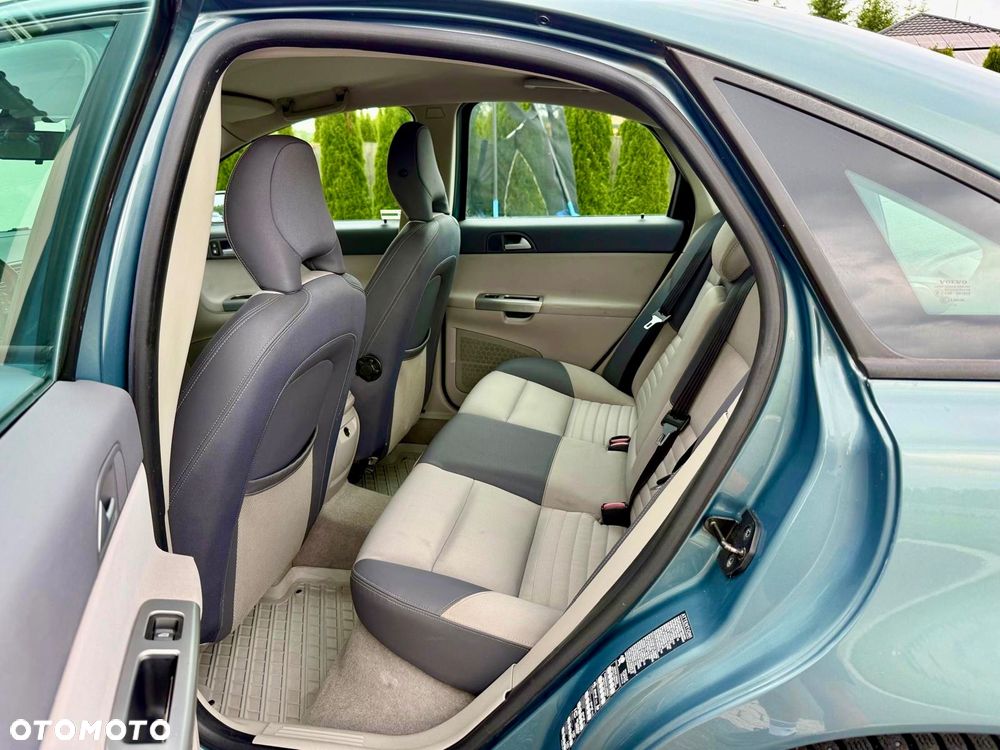 Volvo S40 T5 Kinetic - 17