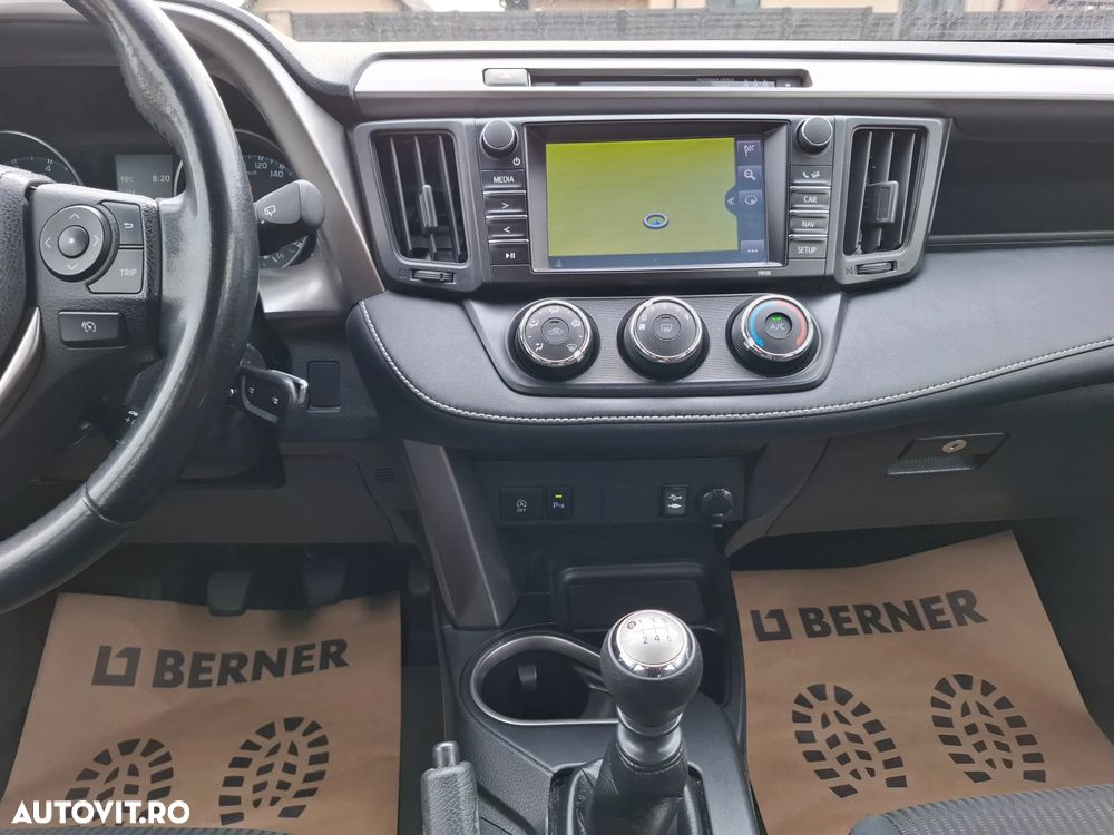 Toyota RAV4 2.0 D-4D 4x2 Start-Stop - 8