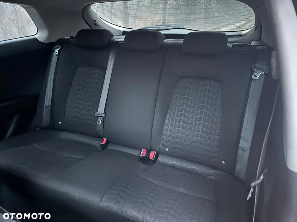 Kia ProCeed 1.6 CVVT LX - 11