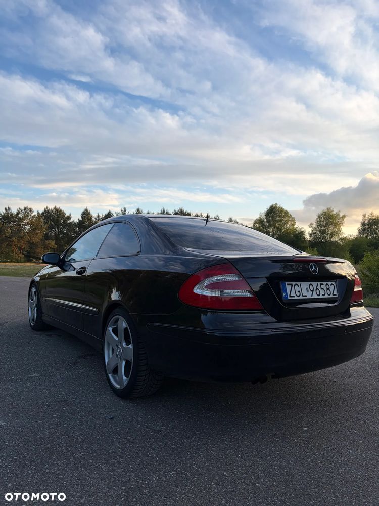Mercedes-Benz CLK - 7