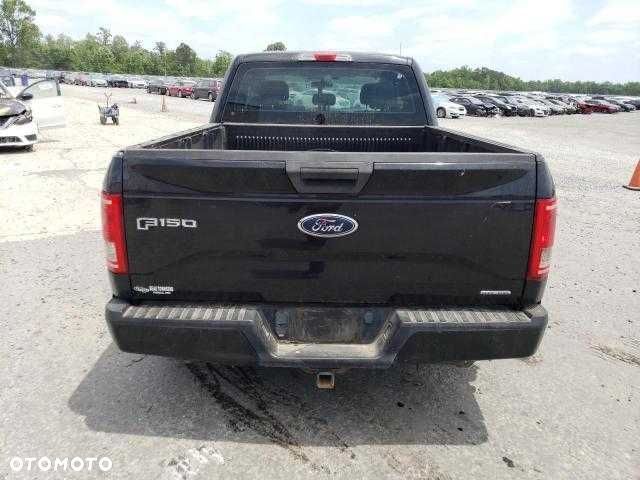 Ford F-150 z 2015 roku, silnik wolnossący — części. - 6