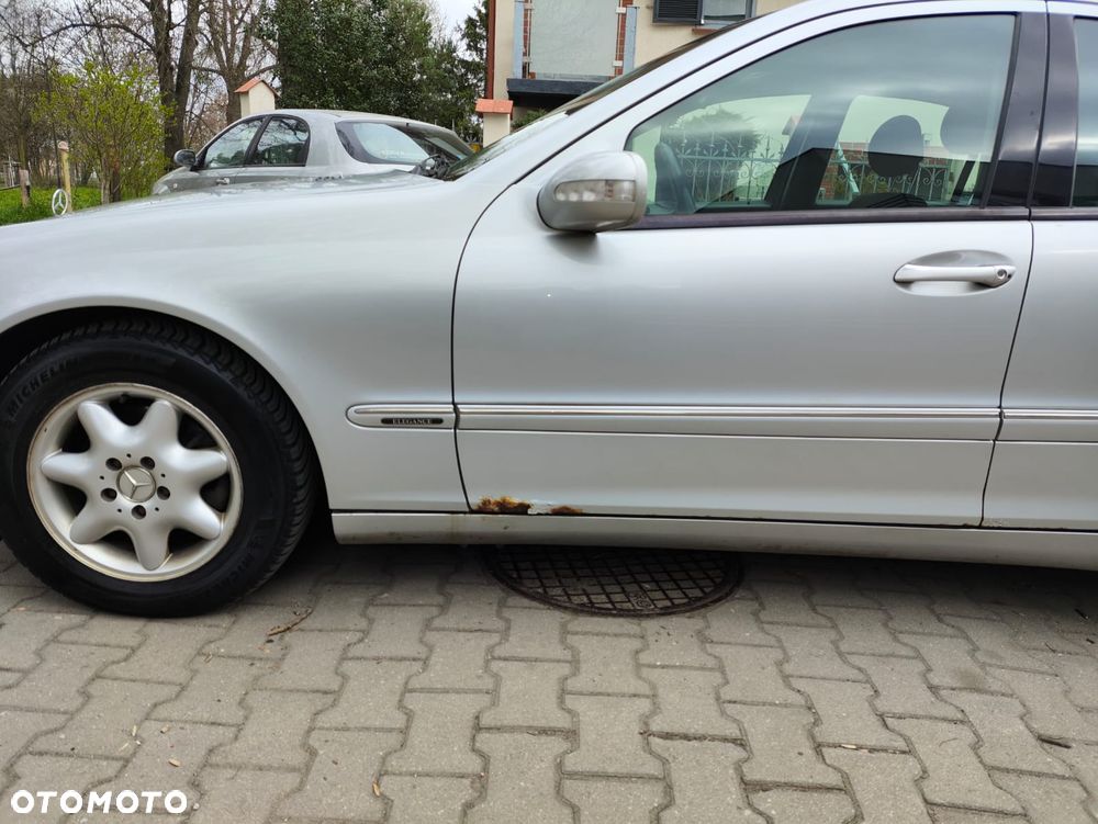 Mercedes-Benz Klasa C 220 CDI Elegance - 8