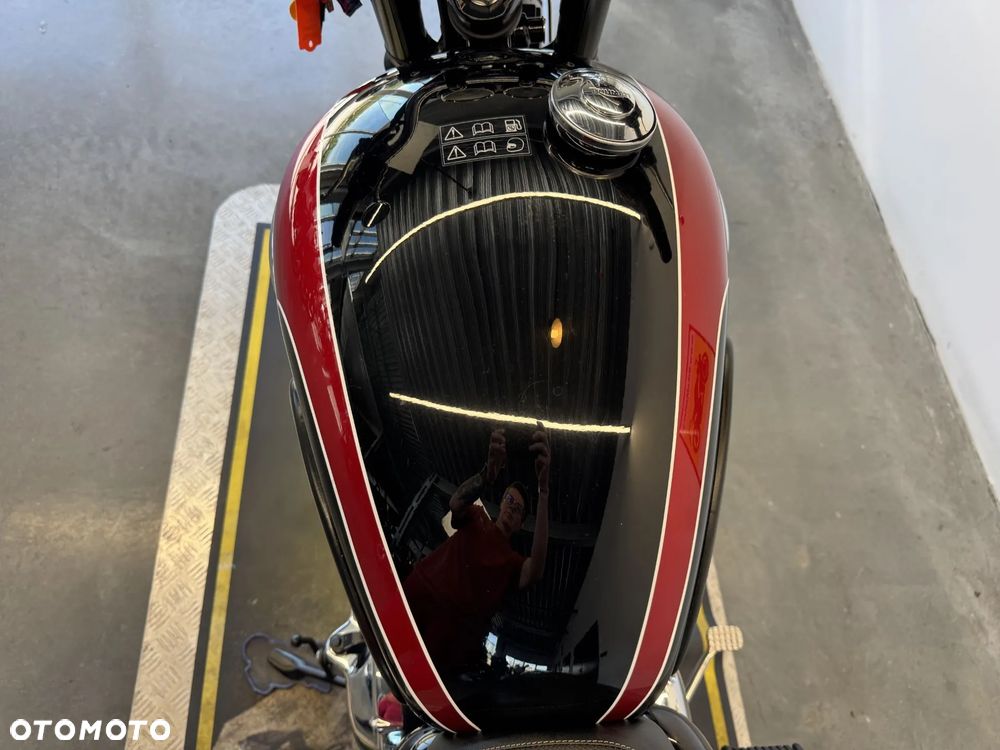 Triumph Bonneville - 29
