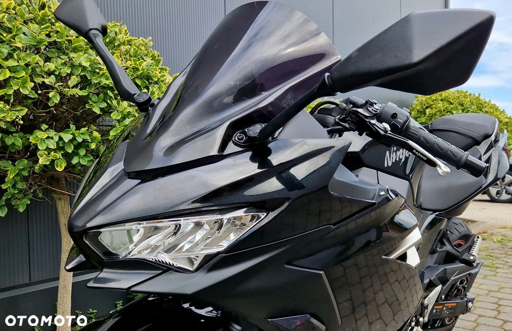 Kawasaki Ninja 400 - 27