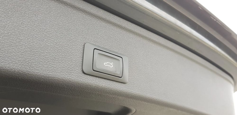 Audi A4 Avant 35 TDI Sport S tronic - 12