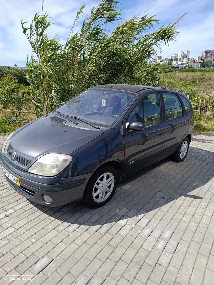 Renault Scénic 1.9 dTi RXE AC - 1