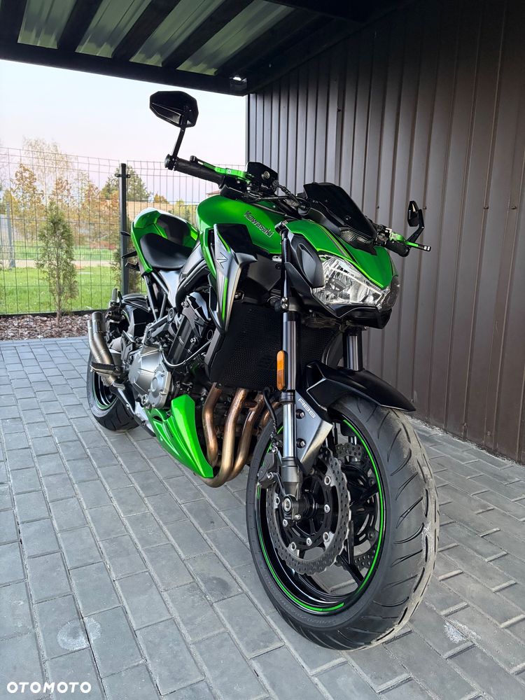 Kawasaki Z 900 - 10