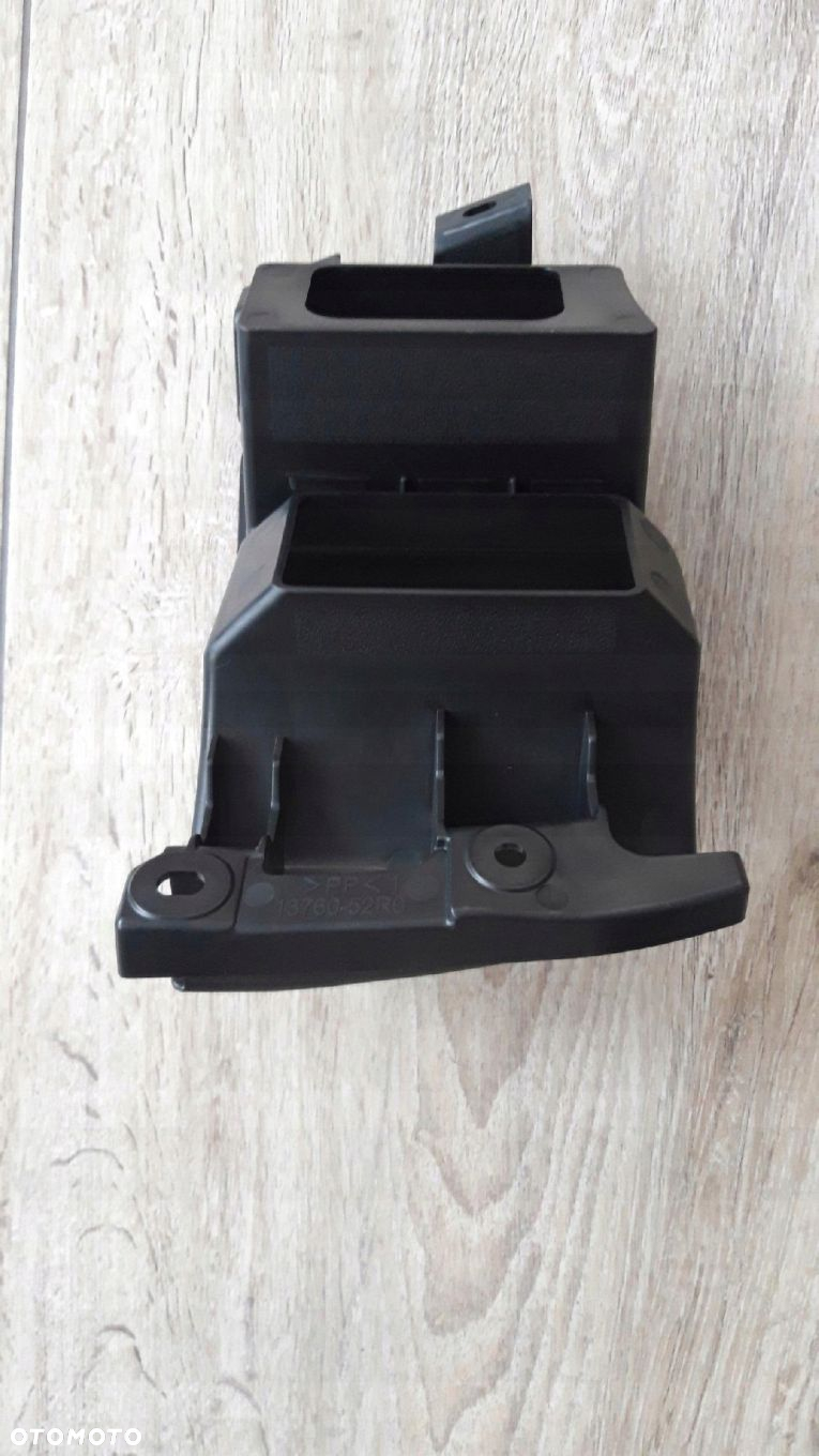 SUZUKI SWIFT MK8 17- Kierownica filtra powietrza - 2
