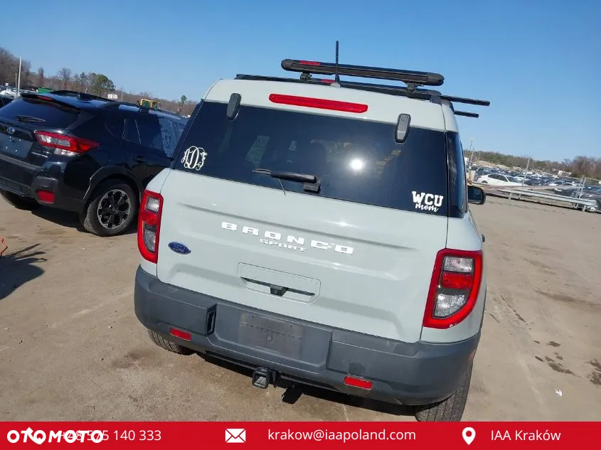 Ford Bronco - 16
