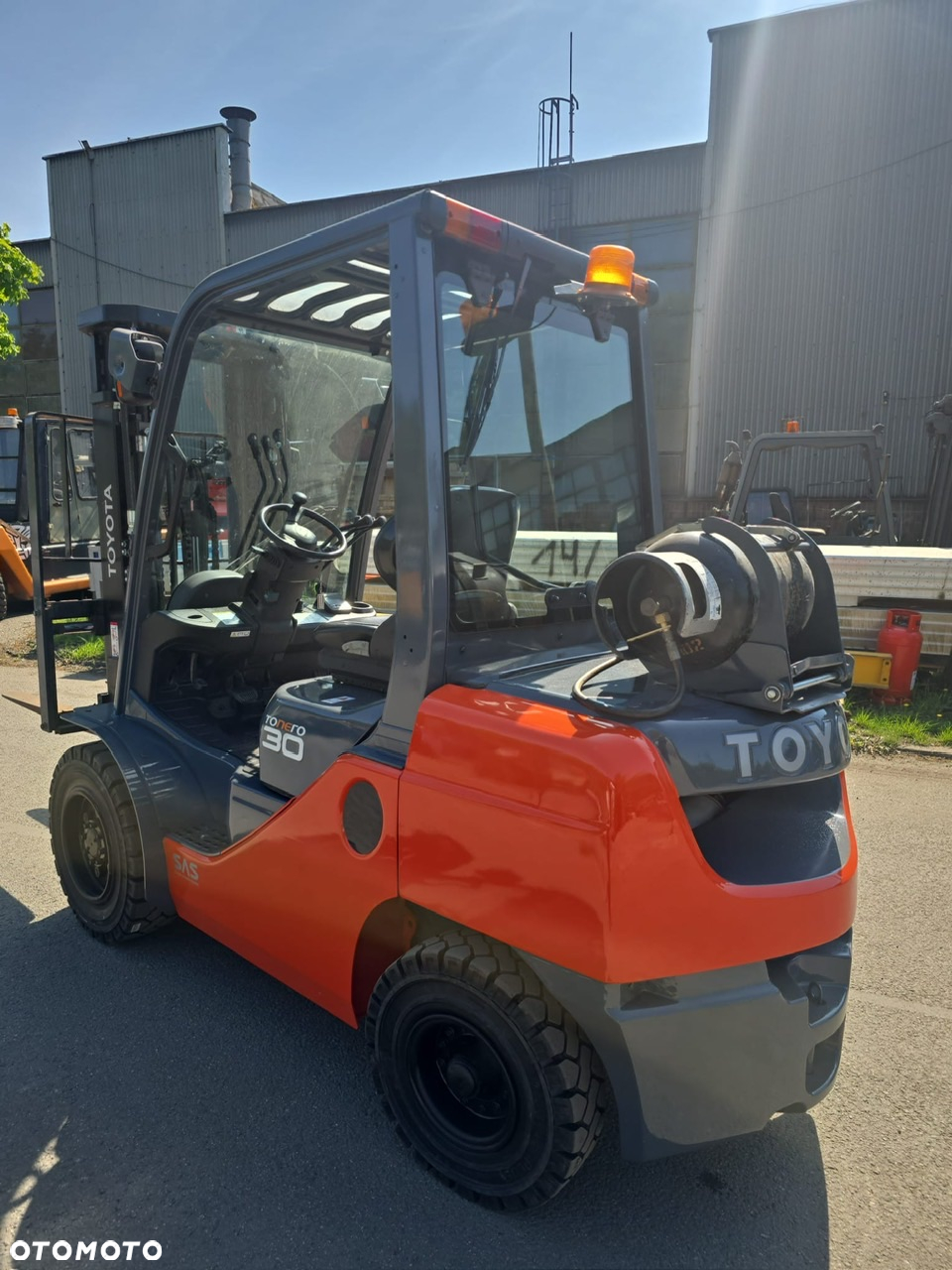 Toyota 02-8FGF30 - 3