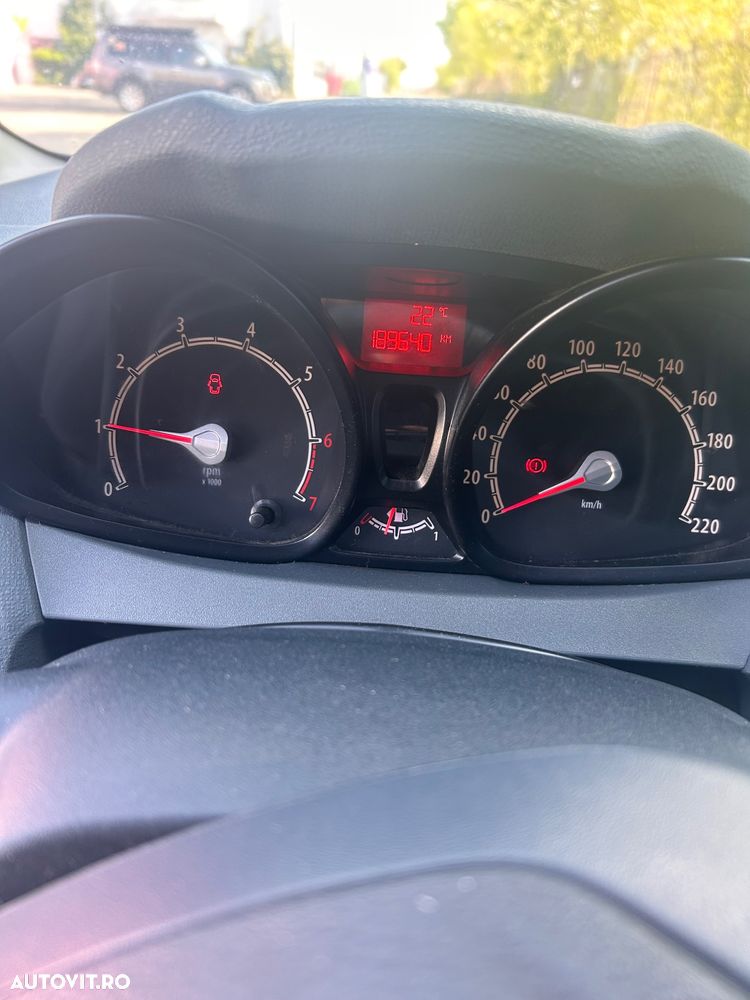 Ford Fiesta 1.25 Trend - 5