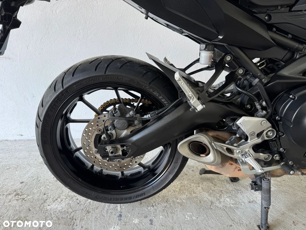 Yamaha MT - 19