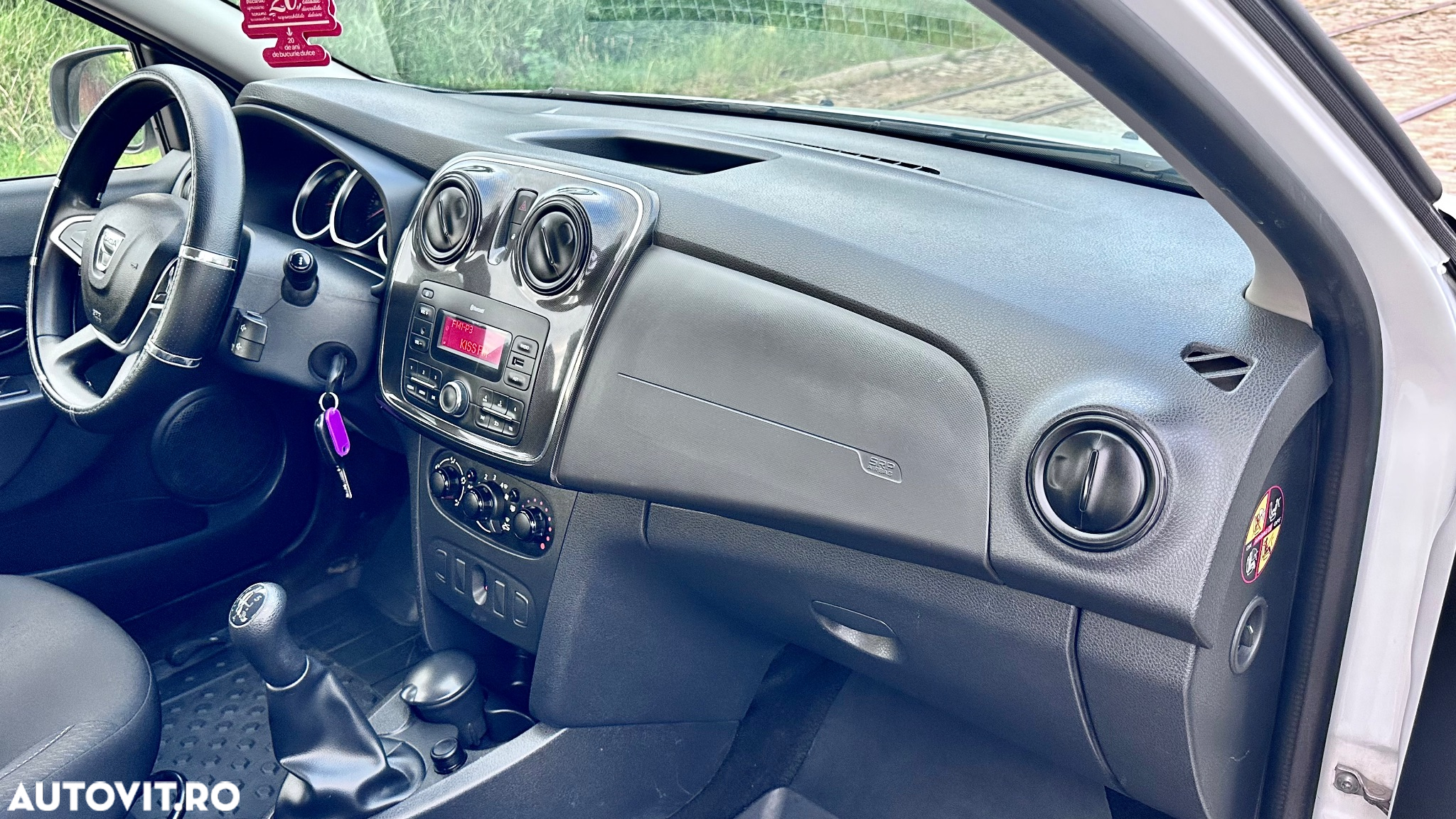 Dacia Logan 1.0 SCe Laureate - 9