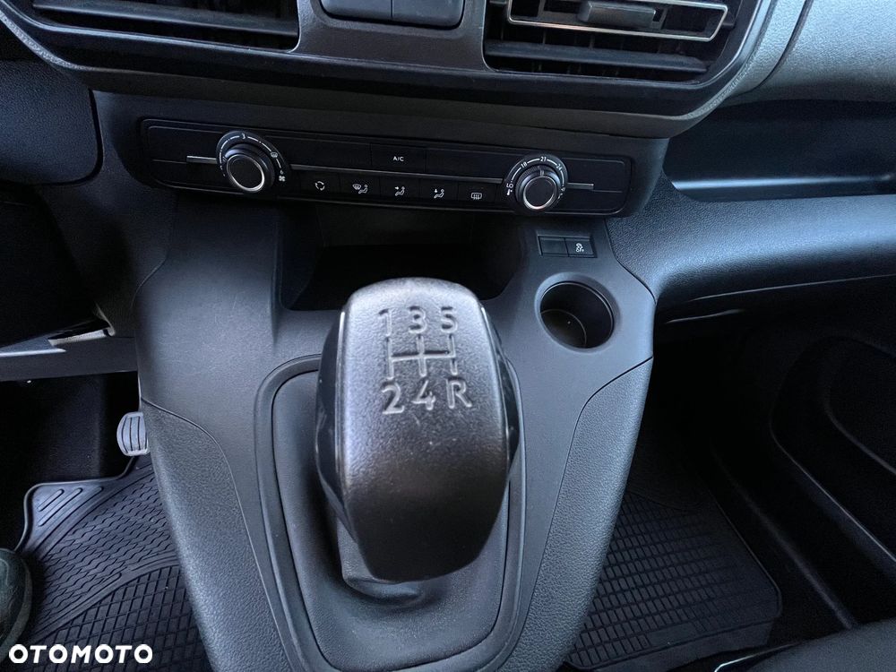 Peugeot Rifter 1.5 BlueHDI Active Pack S&S - 23