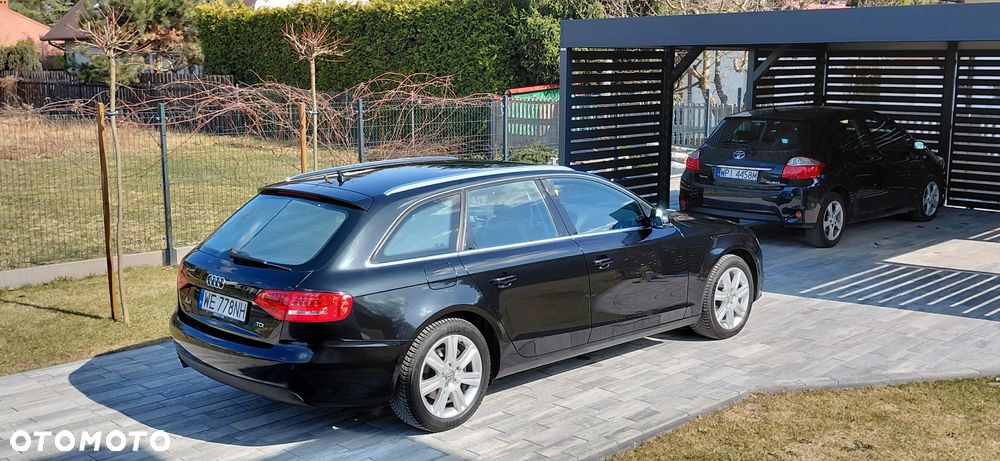 Audi A4 Avant 2.0 TDI - 9