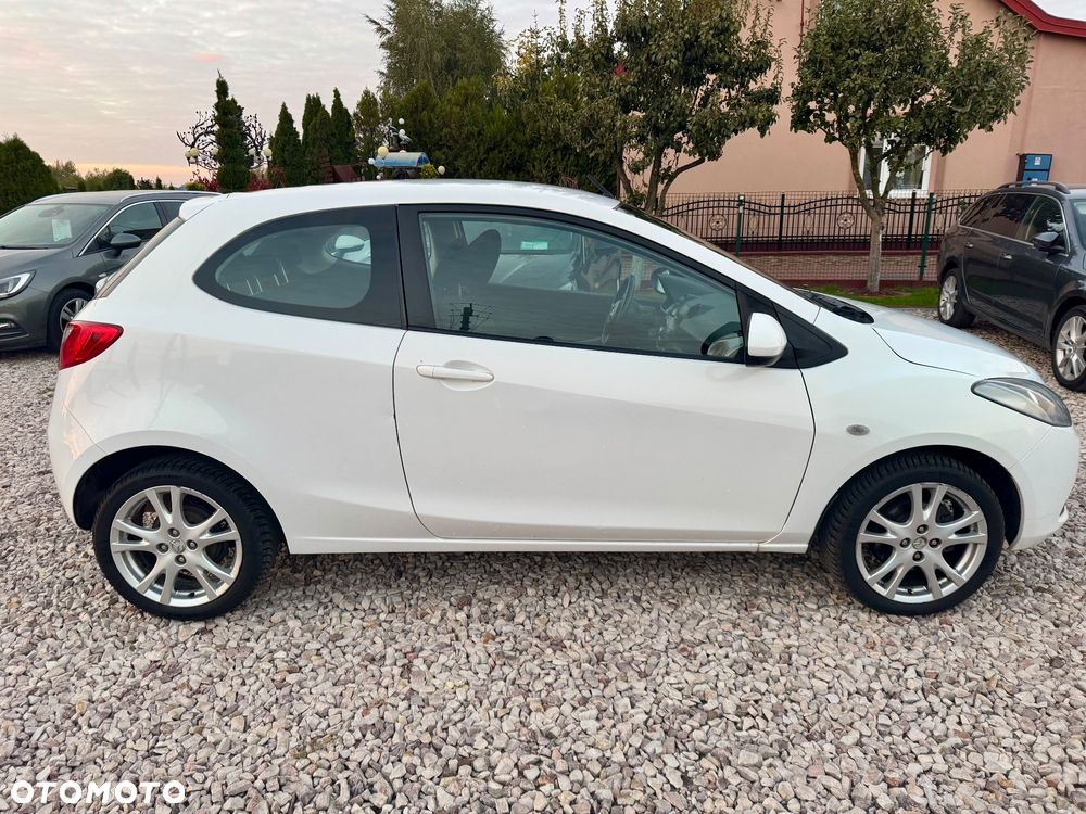 Mazda 2 - 2