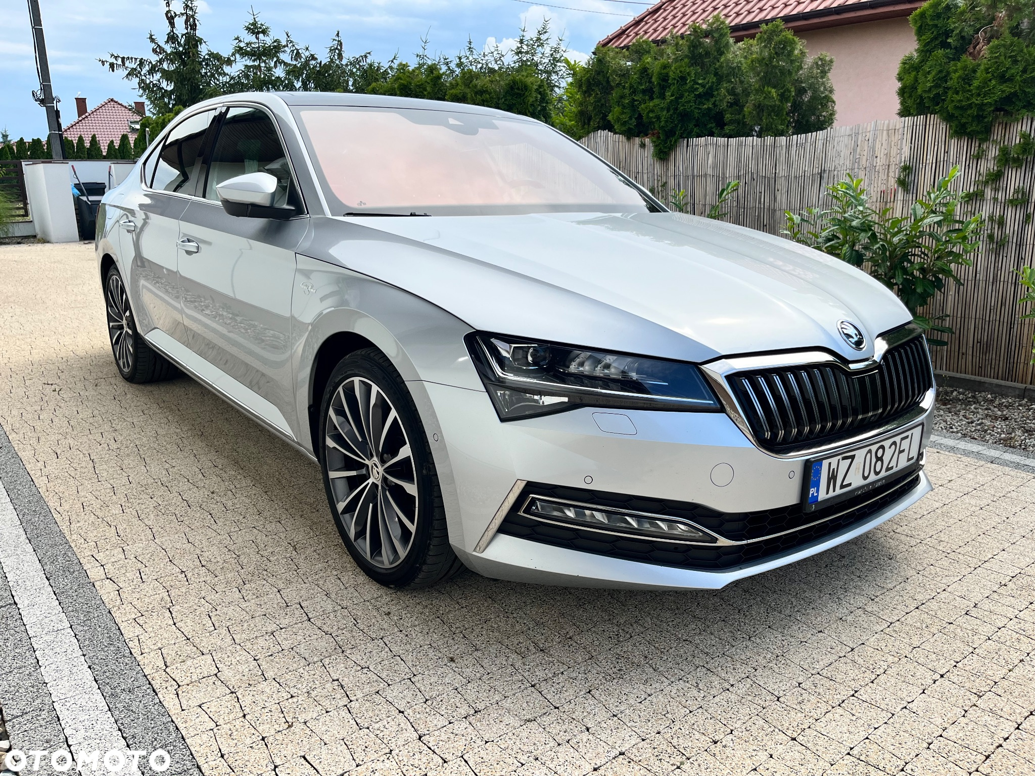 Skoda Superb 2.0 TDI SCR 4x4 L&K DSG - 22
