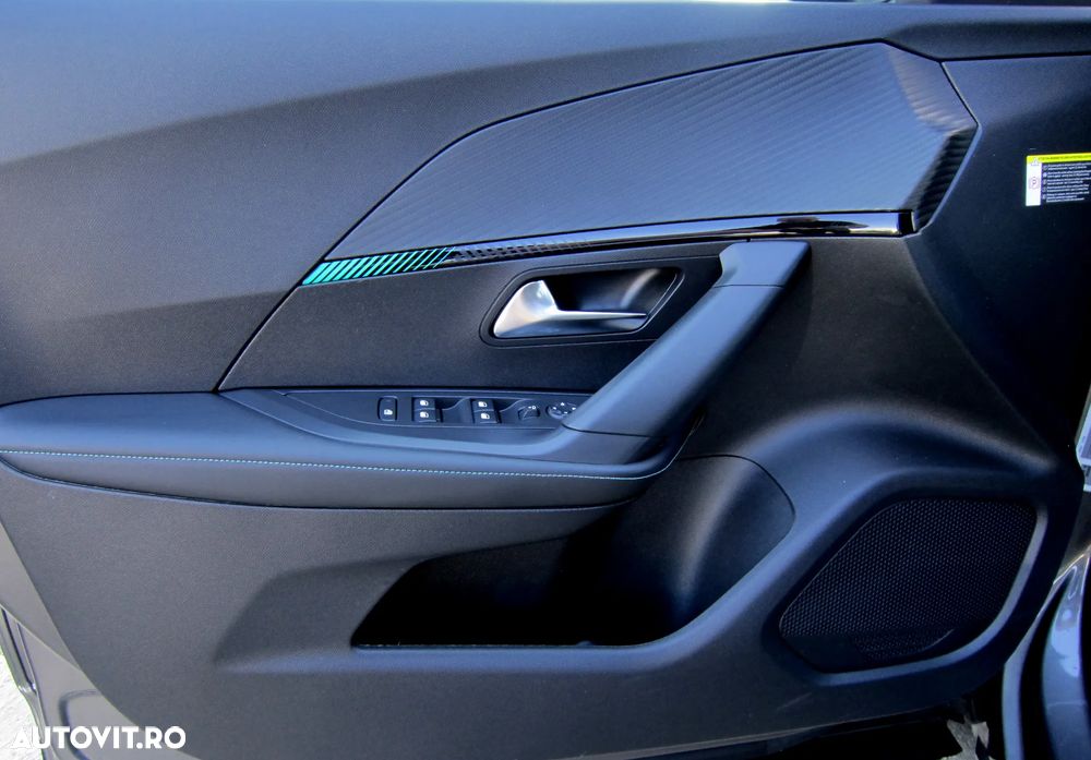 Peugeot 2008 1.5 BlueHDI EAT8 STT Allure Pack - 20