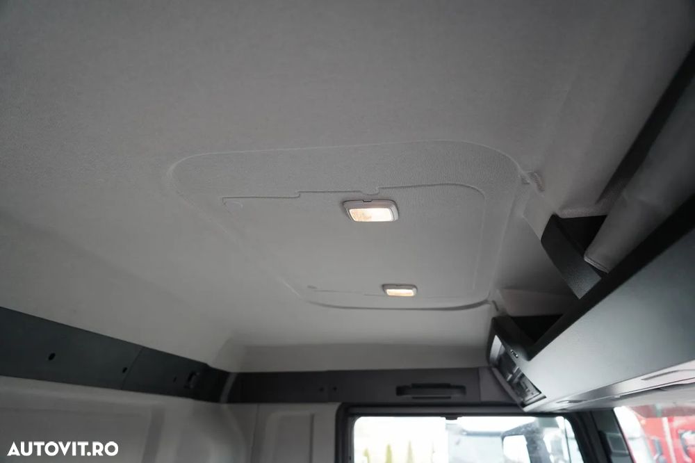 MAN TGS 41.480 / 8X8 / ​​BASCULATOR / AUTOMAT / NOU-NOUȚ / ECHIPAMENTE BOGATE / DISPONIBIL IMEDIAT / AUR METALIC / - 35