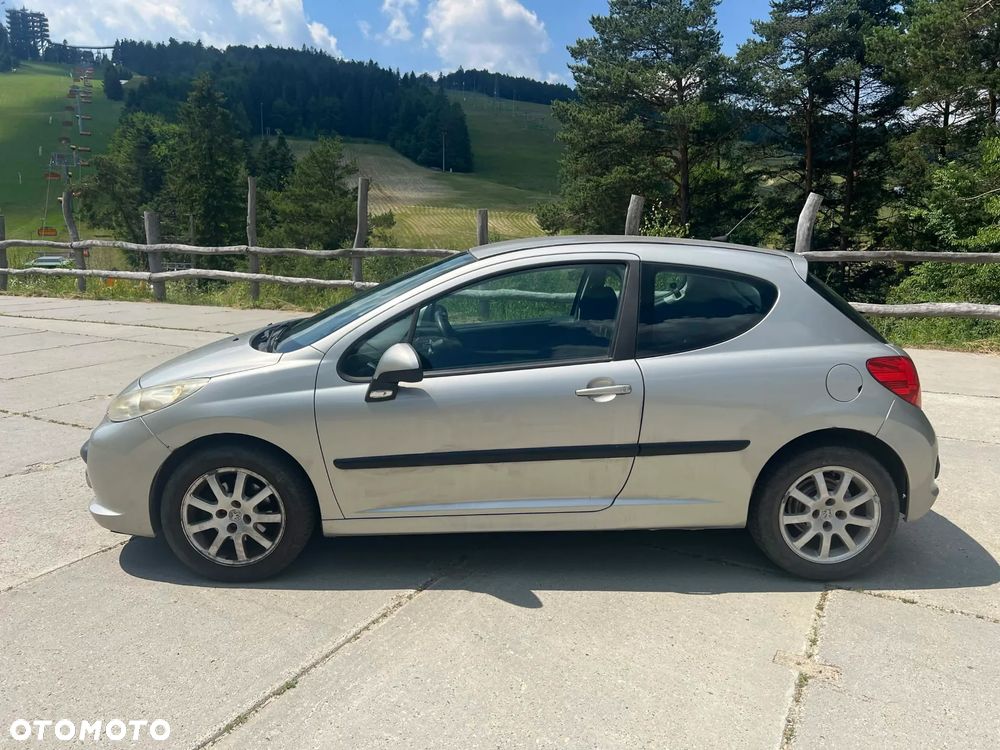 Peugeot 207 1.4 16V Trendy - 2
