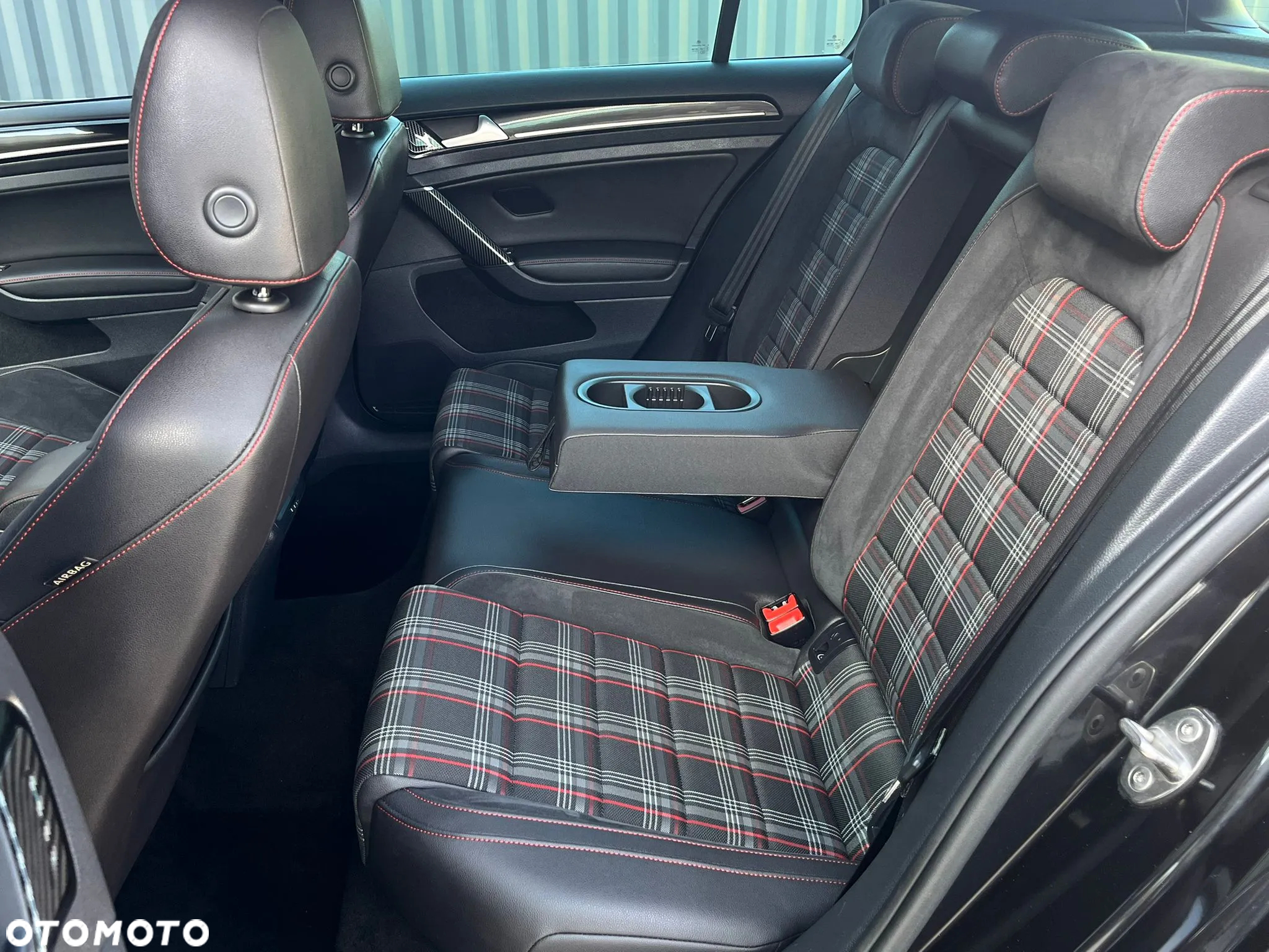 Volkswagen Golf GTI Performance BlueMotion Technology DSG - 36