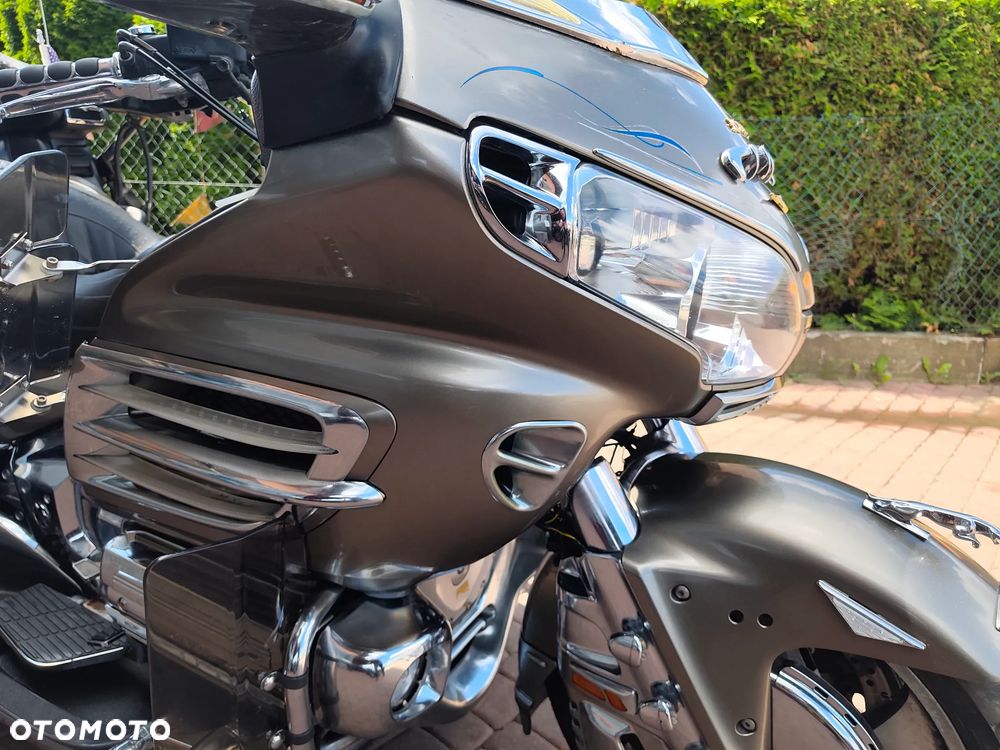Honda GL - 38