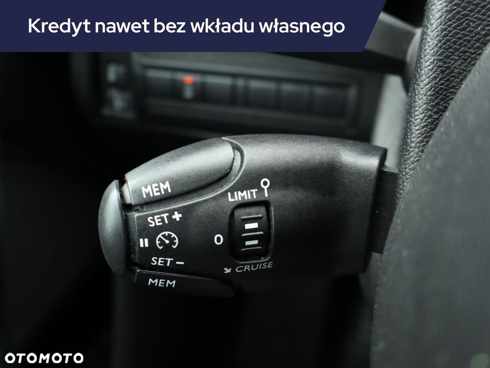 Peugeot 308 - 23