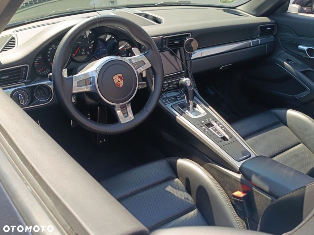 Porsche 911 - 25