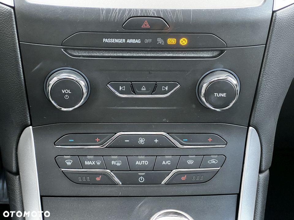 Ford Edge 2.0 TDCi 4WD Titanium - 15