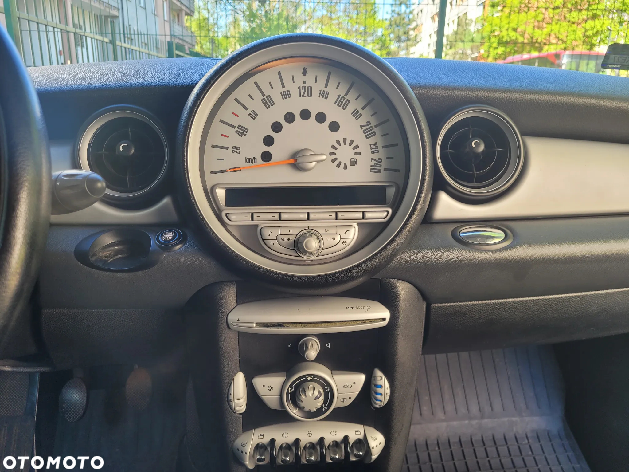 MINI ONE Standard - 15