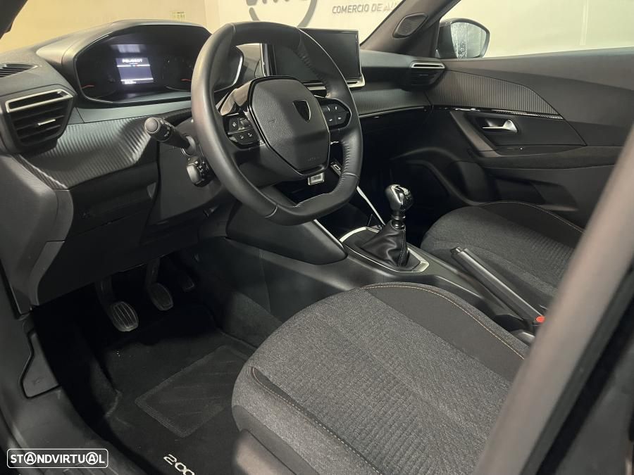 Peugeot 2008 1.2 PureTech Style - 9