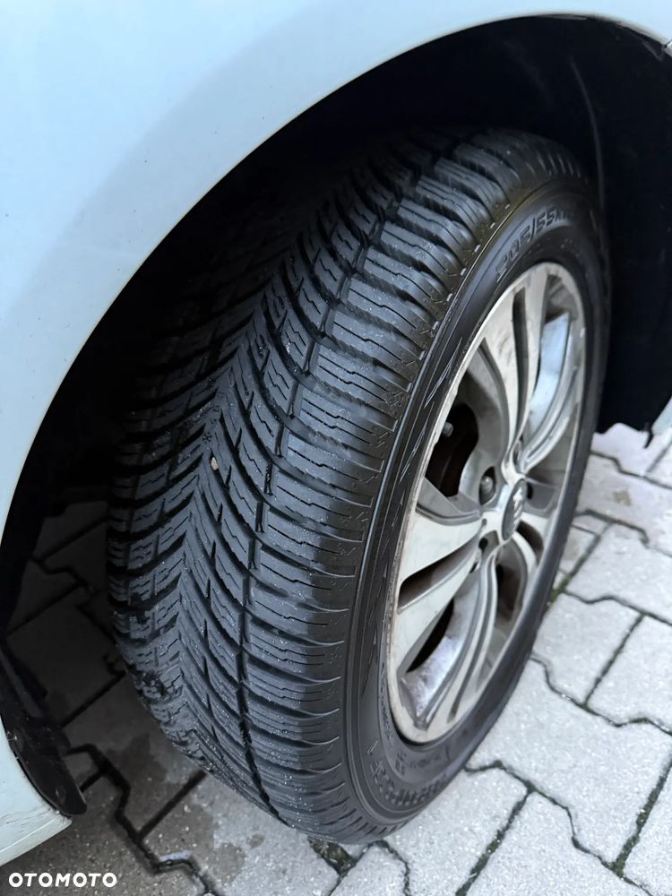 Kia Venga 1.6 CRDi 128 Platinum Edition - 4
