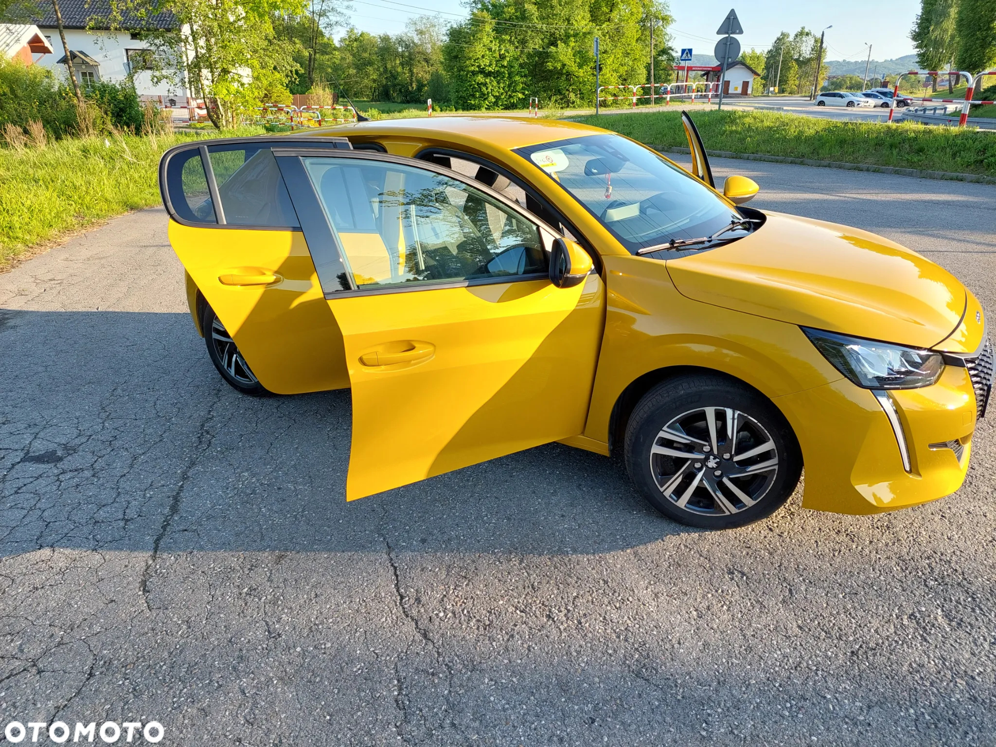 Peugeot 208 1.2 PureTech Allure Pack S&S EAT8 - 11
