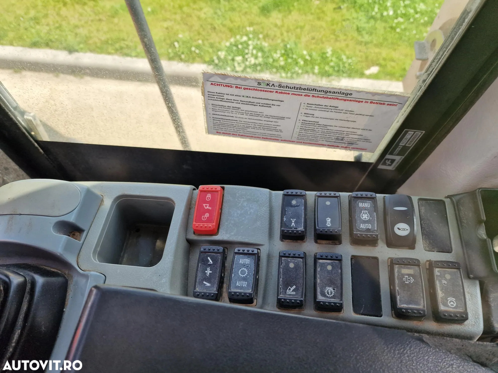 Hitachi ZW220, 8.453h, cupa 3,5mc, 2 Anv NOI, Gresare automata, Cantar, Camera spate, 18,6t, STARE FOARTE BUNA-PROMOTIE 74900 EUR+Tva - 8