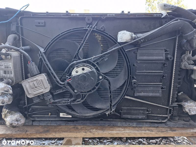 VOLVO S60 II 2 1.6 B PAS PRZEDNI WZMOCNIENIE WENTYLATOR CHŁODNICE PRZÓD - 7