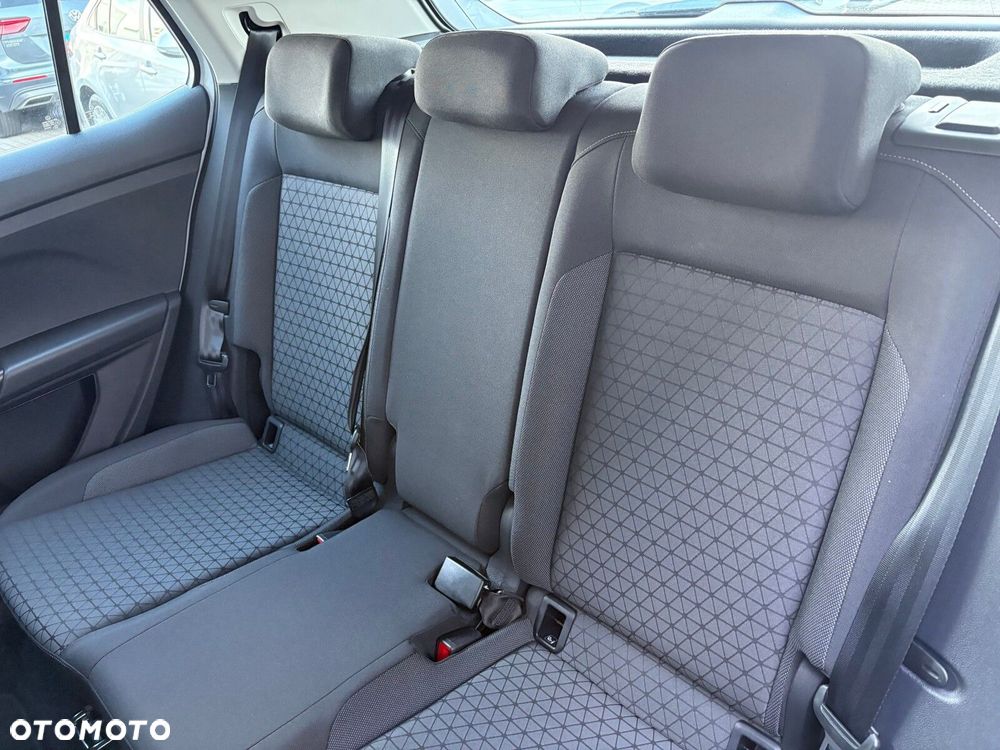 Volkswagen T-Cross - 14
