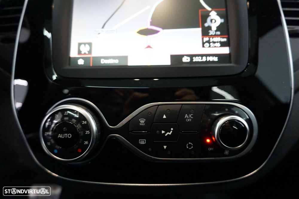 Renault Captur TCe 150 EDC GPF INTENS - 30