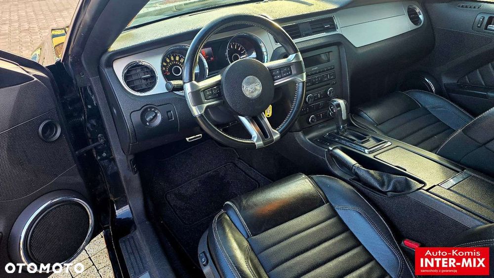 Ford Mustang - 22