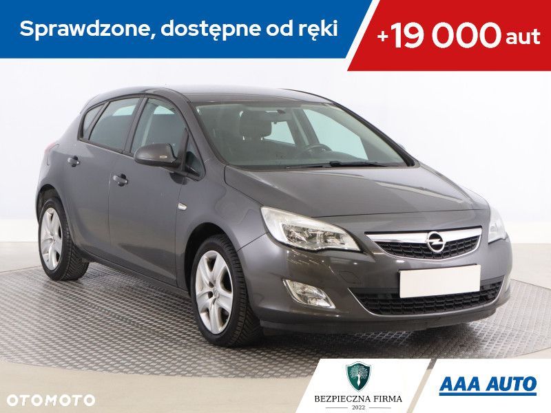 Opel Astra - 2