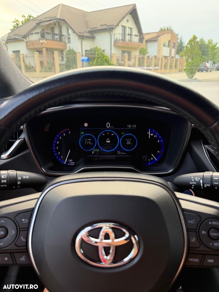 Toyota Corolla - 13